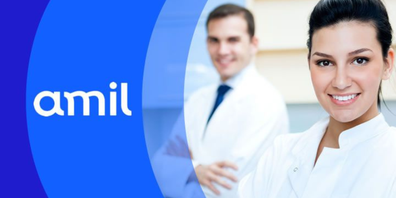 banner amil casal sorrindo