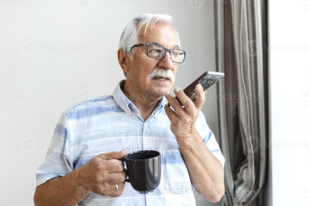 Ligando do celular para o corretor de planos de saúde.