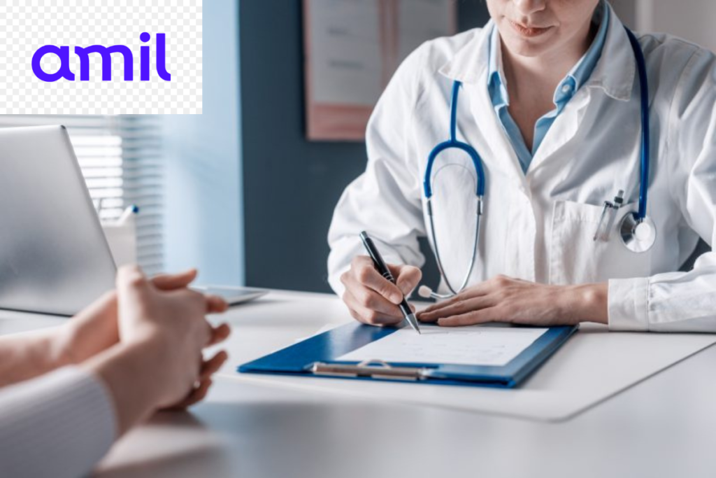 Médica atendendo funcionário de empresa contratante da amil.