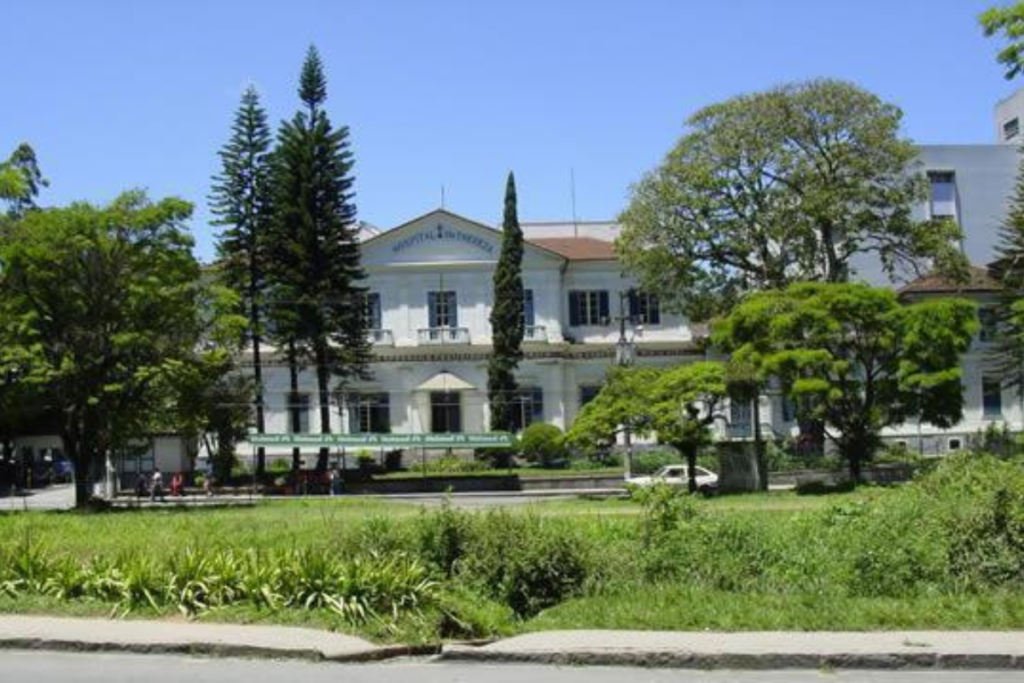 Hospital Santa Teresa, em Petrópolis, faz exames.