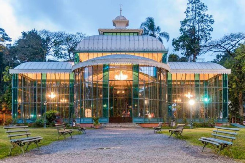 Palácio de cristal petrópolis.