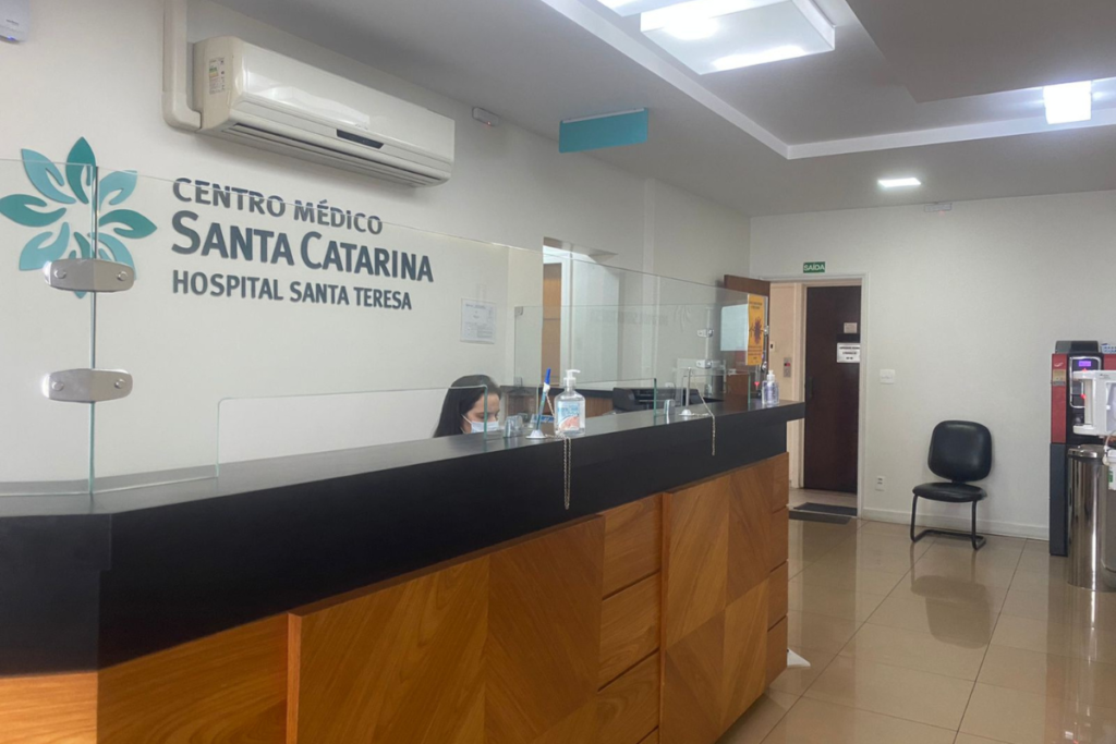 Centro médico do Hospital Santa Teresa, Petrópolis, RJ.