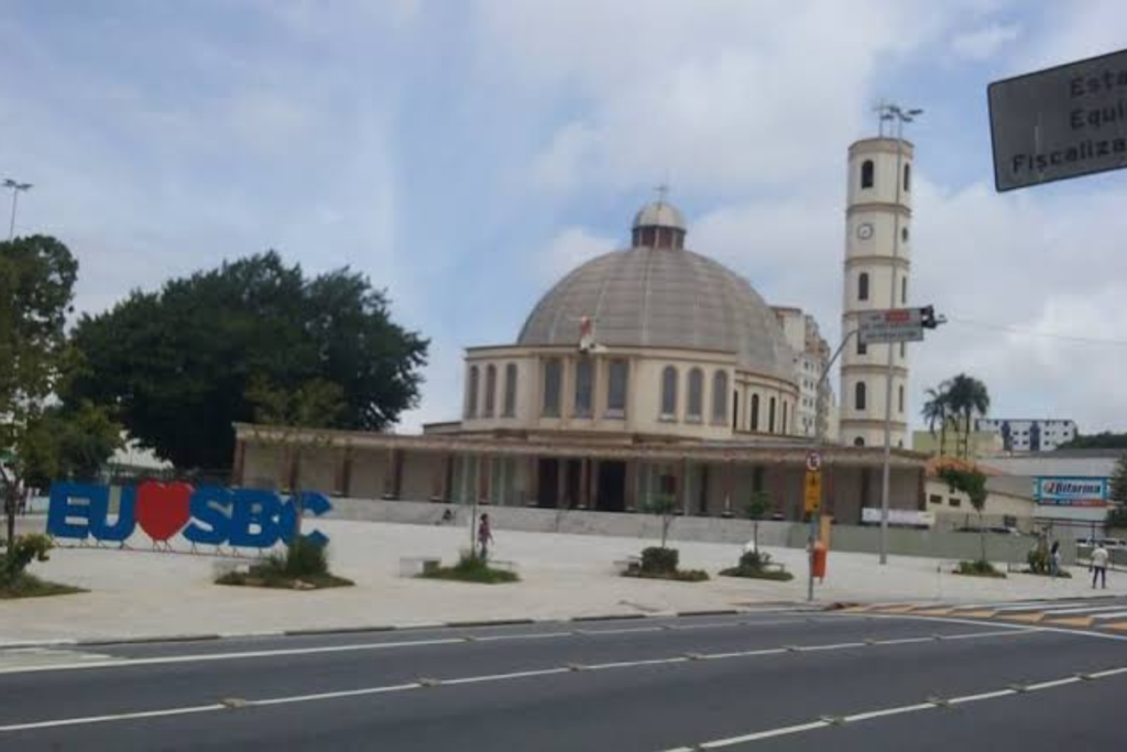 Bairro Rudge Ramos em SBC e Amil mei.