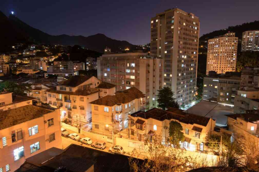 Comércio de Laranjeiras tem Amil Bronze.