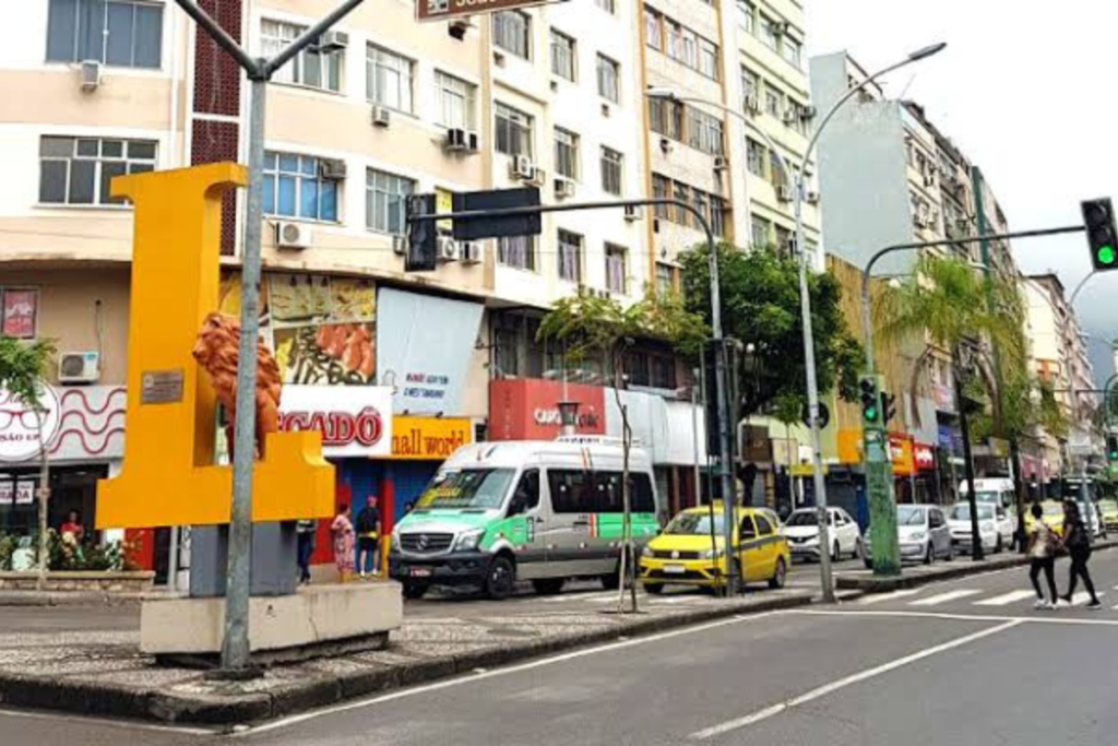 Empresários do Méier e MEI contratar AMIL.