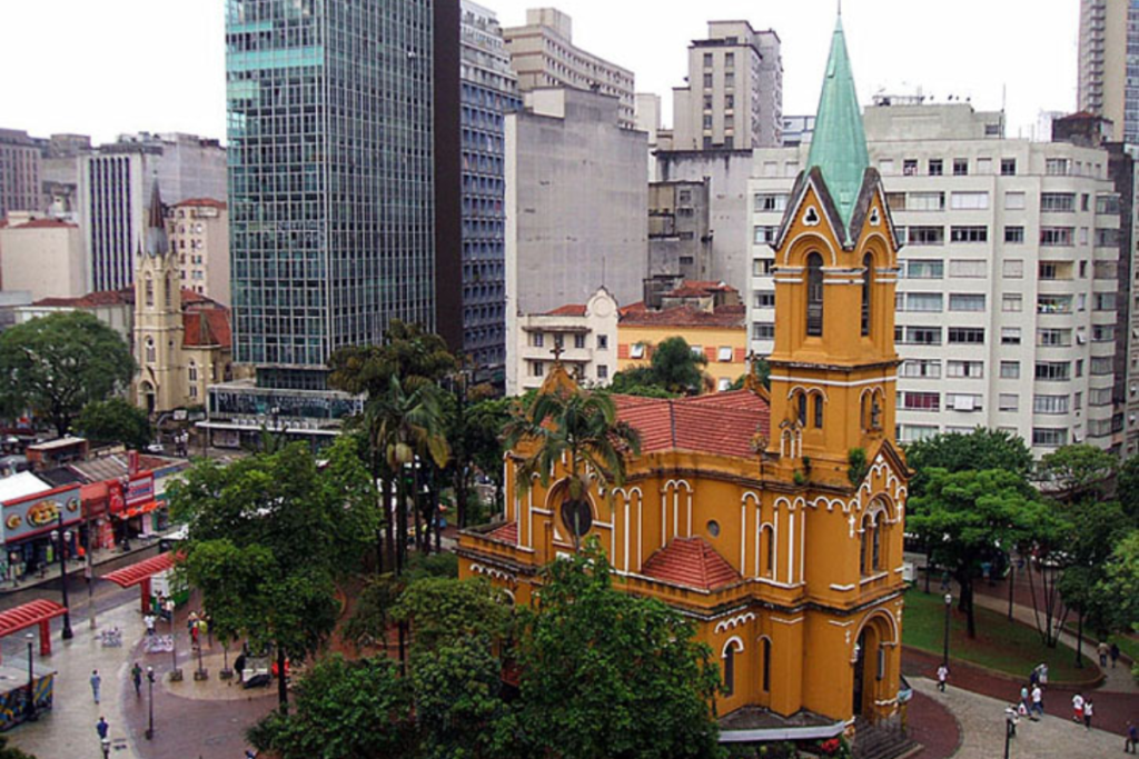 Comerciantes e empresários da república SP com AMIL Bronze