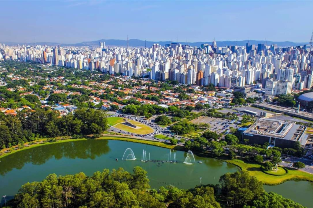 Empresários dos Jardins com Amil Black.
